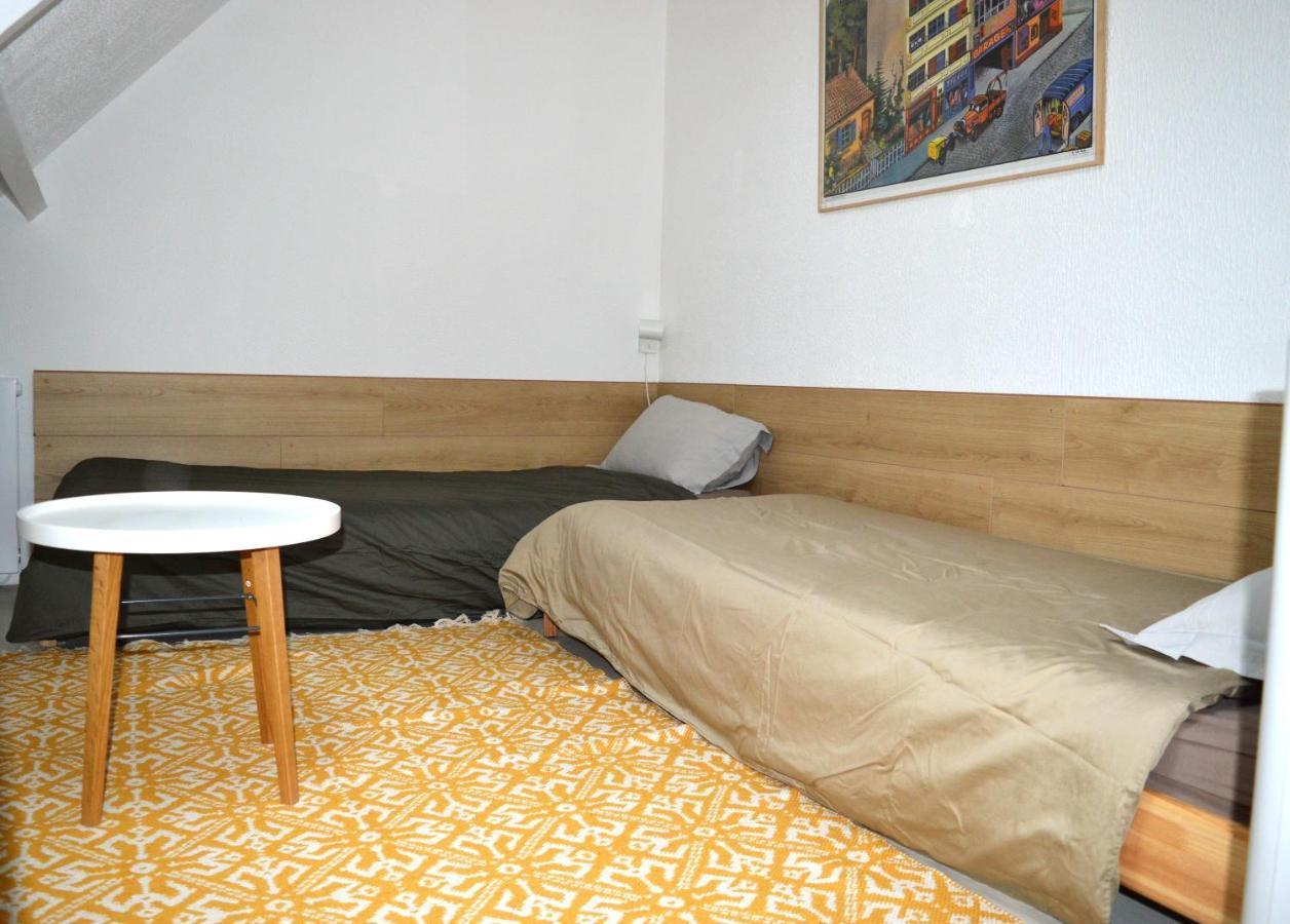 Triplex avec jardinet - wifi - à 400m de la plage Courseulles-sur-Mer Extérieur photo